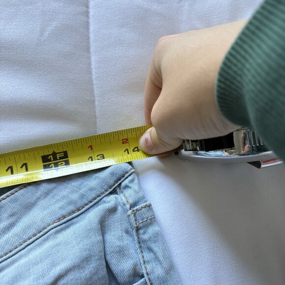 ANA Denim Jean Shorts Womens Size 4 Rolled Cuff Stretch Light Wash Summer - Picture 3 of 6